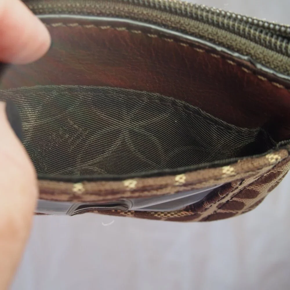 Fossil Signature Brown Zip Cardholder/Keychain, Y2k